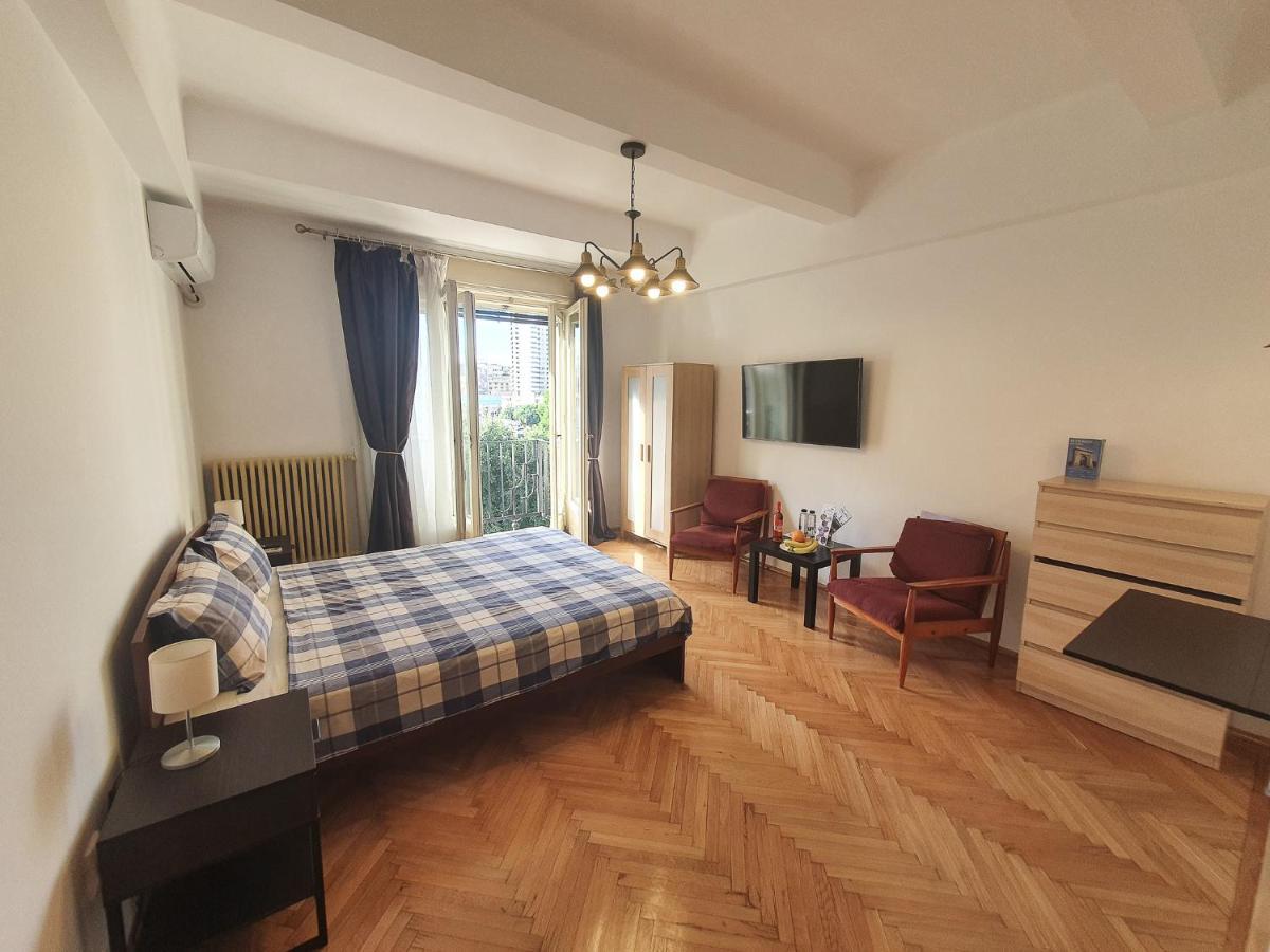 Charming Studio With City View 布加勒斯特 外观 照片